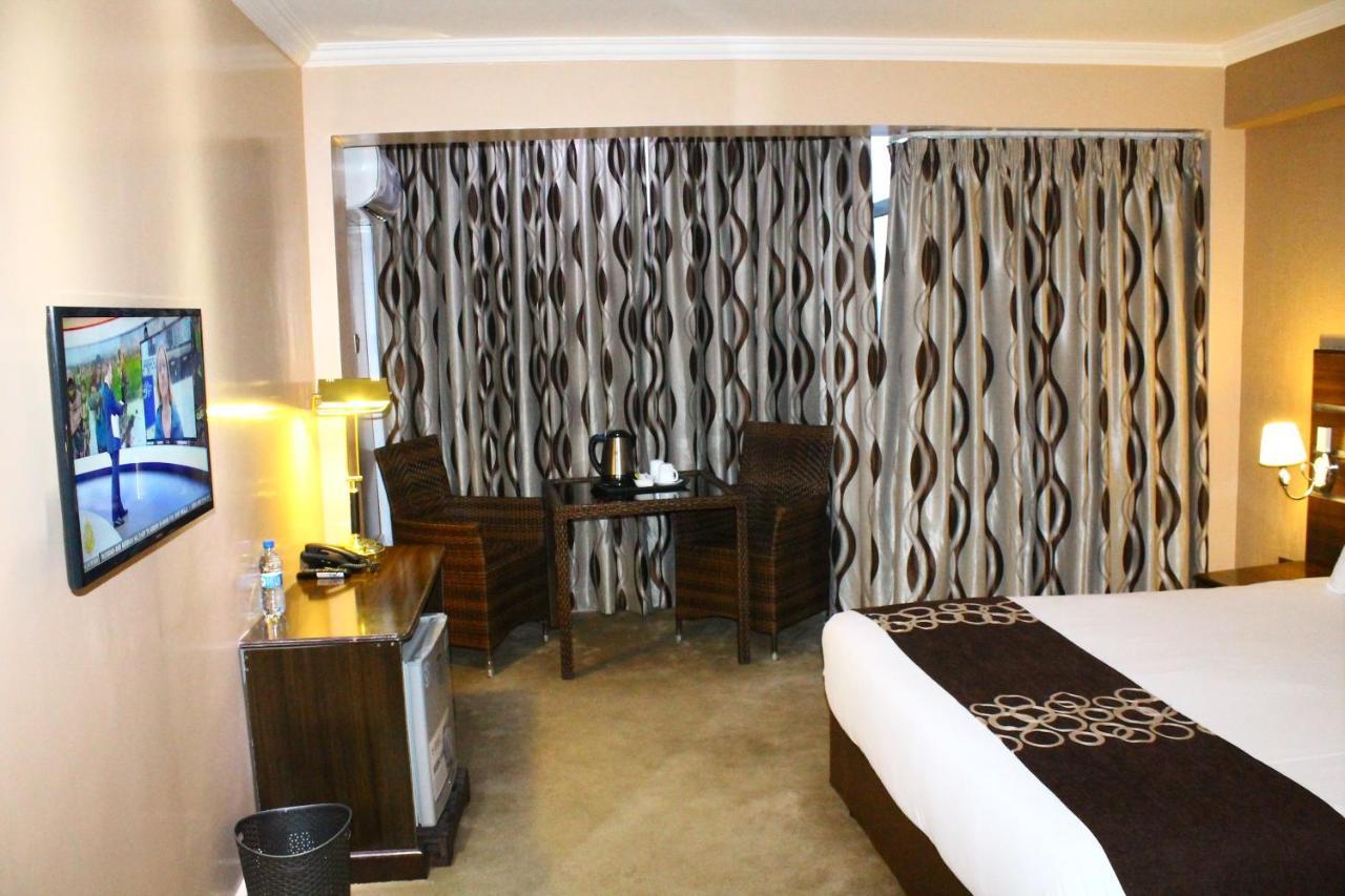 Airport Landing Hotel Ναϊρόμπι Εξωτερικό φωτογραφία