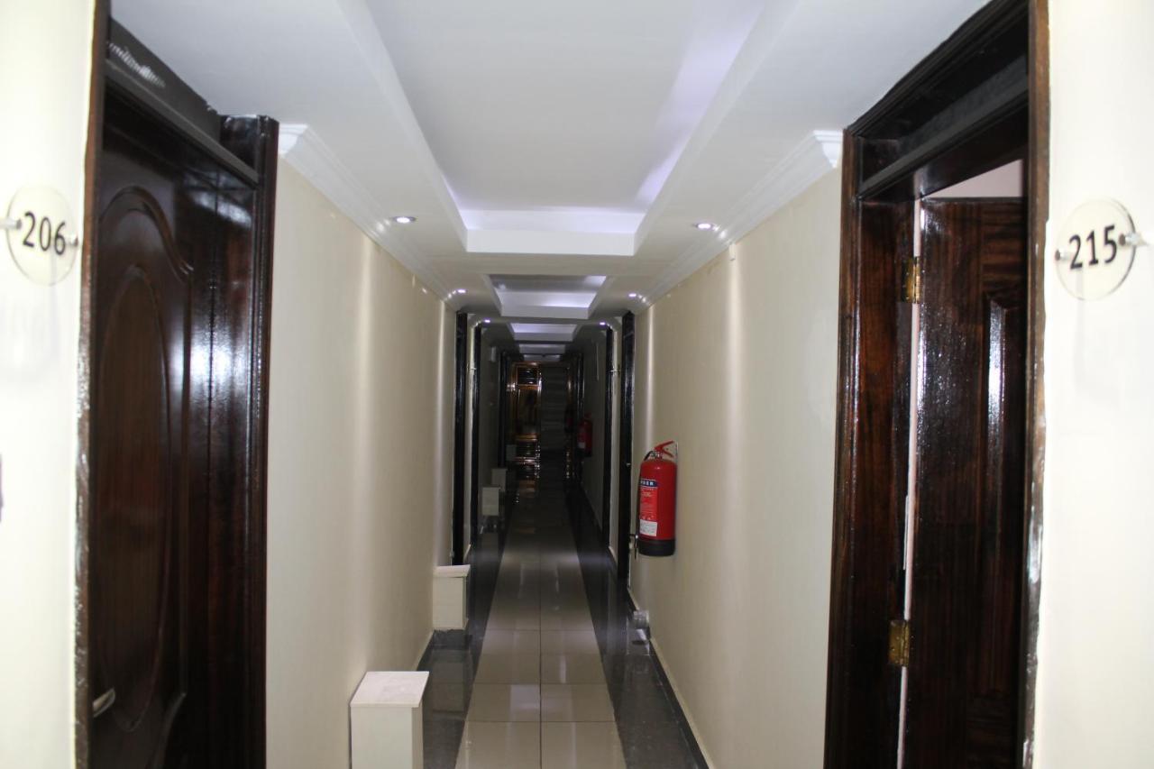 Airport Landing Hotel Ναϊρόμπι Εξωτερικό φωτογραφία