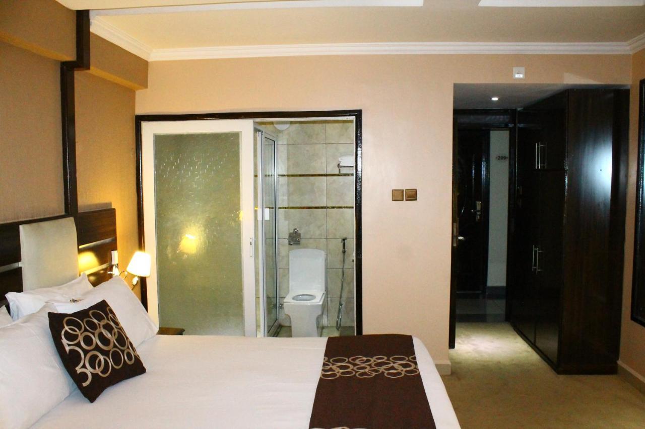 Airport Landing Hotel Ναϊρόμπι Εξωτερικό φωτογραφία